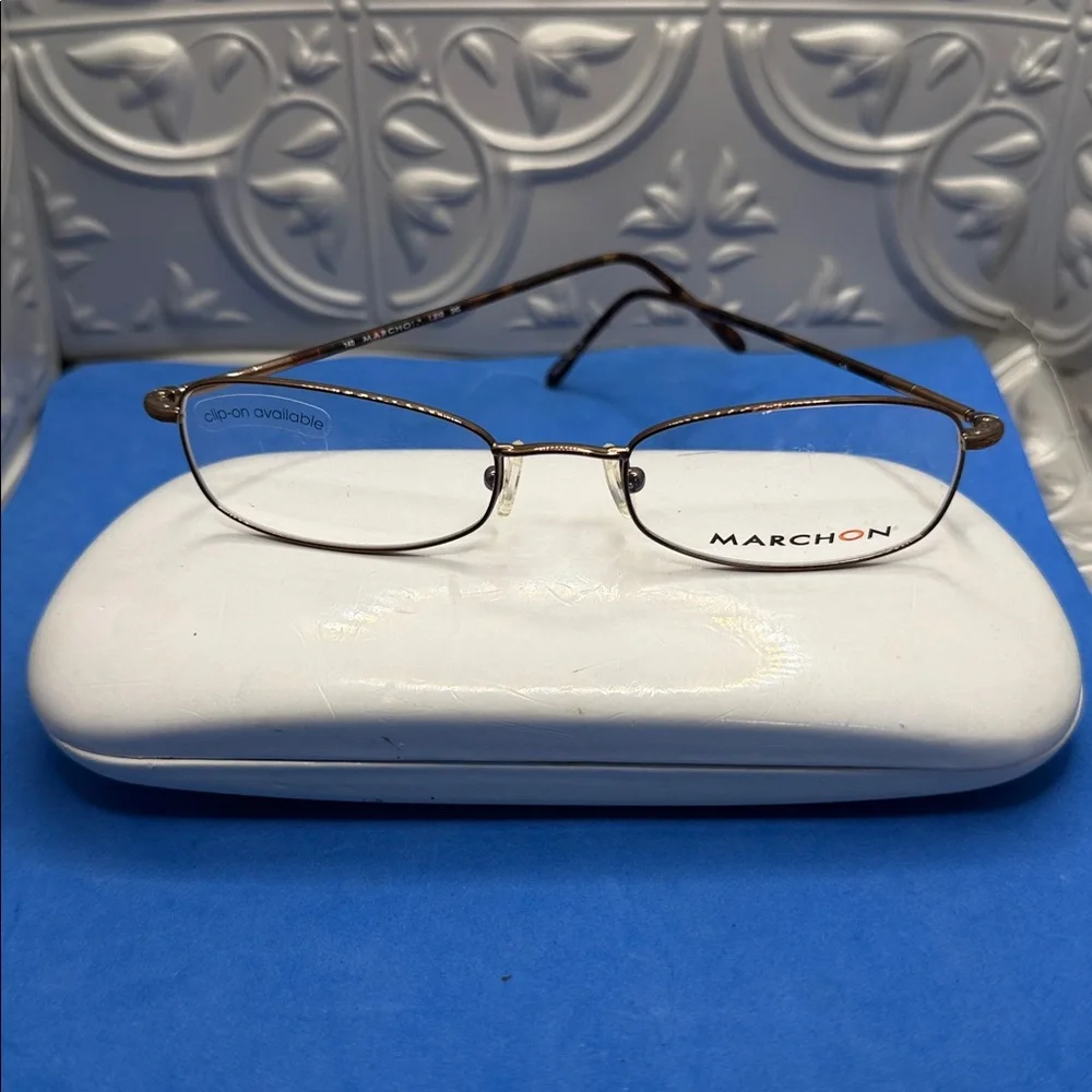 MarchOn Glasses 140‎ I 610 249 (glasses not sunglasses)